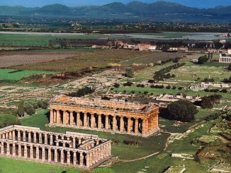 Veduta dall'alto del Parco Archeologico di Paestum