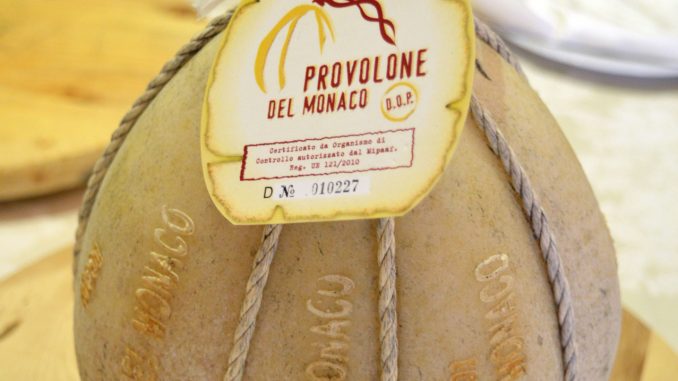 Provolone del Monaco Dop