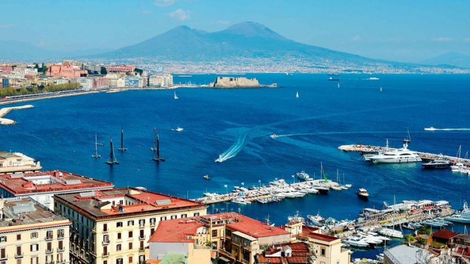 napoli-2560x1200.fd954d16d7408e33e50088eba06ae528