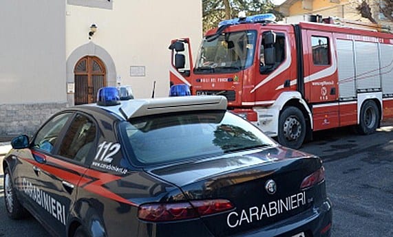 Carabinieri-gazzella-vigili-del-fuoco