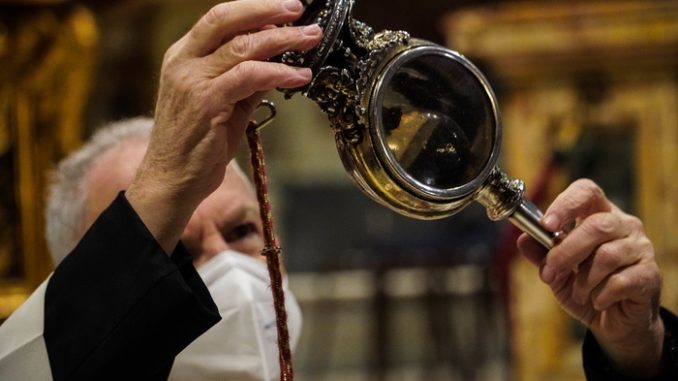 Liquefaction of the blood of Saint Januarius