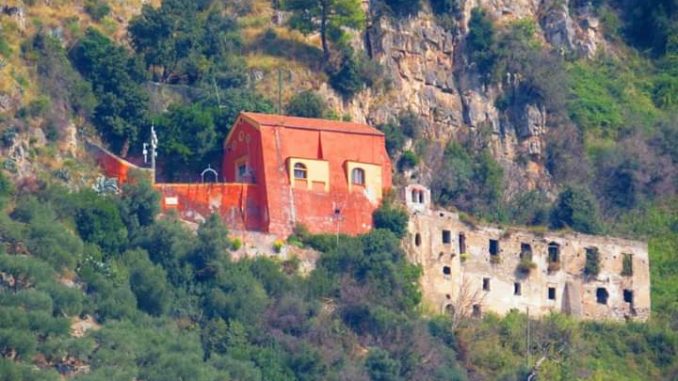 Un'immagine della chiesetta intitolata alla Madonna del Carmine di Sarno