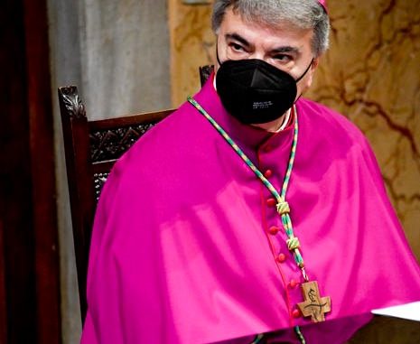 Chiesa: Battaglia, torniamo a riorganizzare la speranza