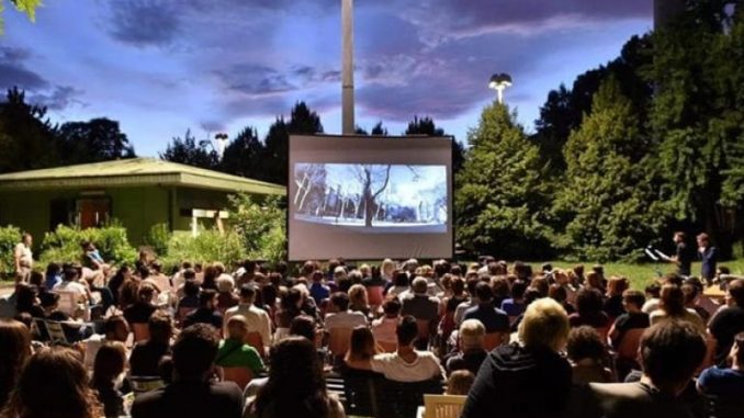 I-Cinema-all’Aperto-per-lEstate-2017-a-Napoli--6hpi0o278hd2hznkrvm7so4nzr7uus12xhtcz2ix8z8